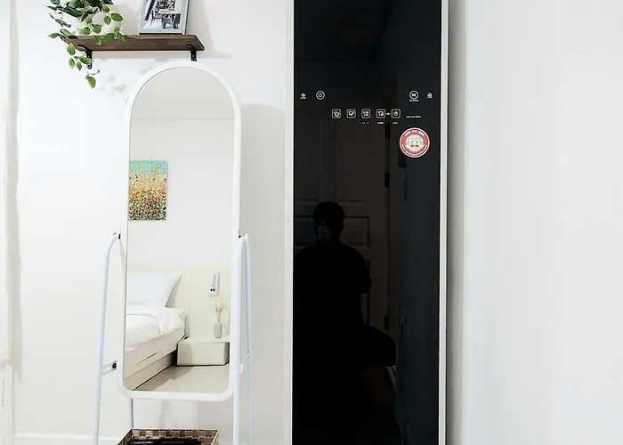 Appartement Gangnam & Sinnonhyeon Beauty Shopping 3br 4 Queen Beds Max 8 *