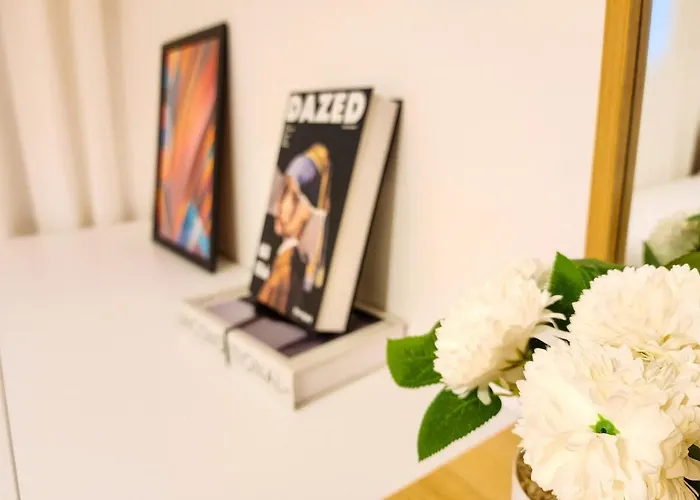 Gangnam & Sinnonhyeon Beauty Shopping 3br 4 Queen Beds Max 8 Appartement