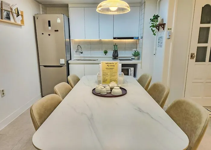 Gangnam & Sinnonhyeon Beauty Shopping 3br 4 Queen Beds Max 8 Appartement *
