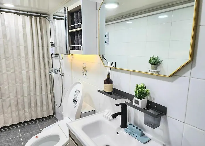 Appartement Gangnam & Sinnonhyeon Beauty Shopping 3br 4 Queen Beds Max 8 *