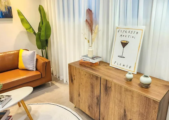 Appartement Gangnam & Sinnonhyeon Beauty Shopping 3br 4 Queen Beds Max 8